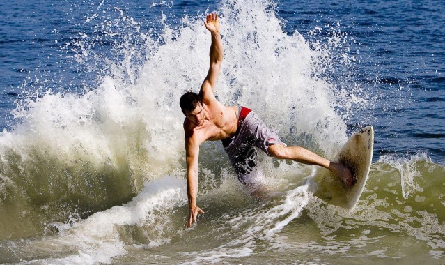 b体育下载_阿尔瓦雷斯成皇马专属克星？五度破门创生涯纪录，曼城锋煞书写豪门杀手新篇