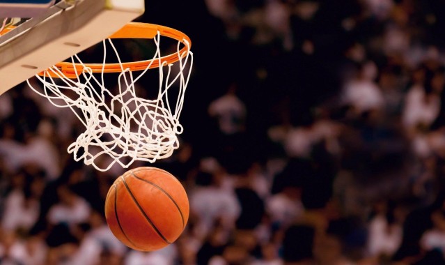 【b体育】田径世锦赛震撼之夜,新星打破尘封15年世界纪录,全场沸腾!
