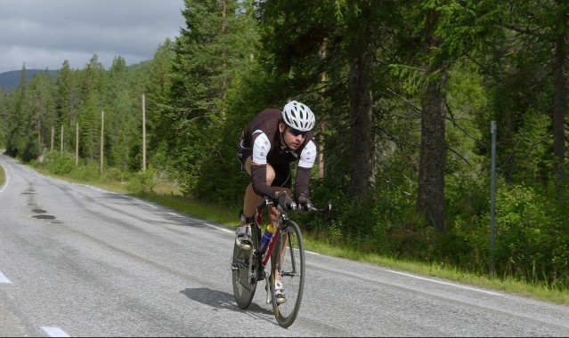 b体育入口-男篮阵容高大化战术升级显锋芒 欧洲拉练成破解老症结关键考验