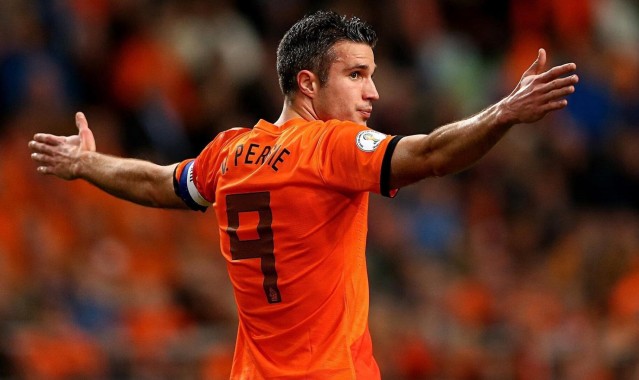 b体育入口-曾凡博身披首钢战袍蓄力待发 CBA新赛季成其追逐NBA梦想关键跳板