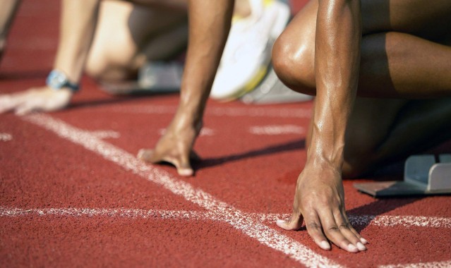 b体育下载：琼斯坦言球队需提升无球表现，昔日斗牛犬精神犹在，但比赛方式必须进化