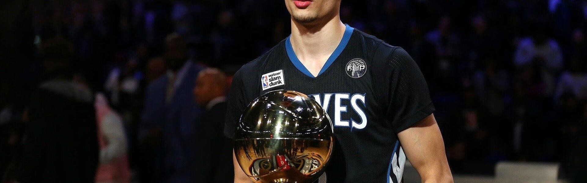 b体育官网：莱万经纪人打破退役传闻，波兰神锋未来去向仍悬而未决