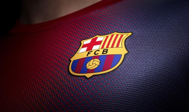 b体育app：维拉官宣新援埃利奥特继承9号传奇战袍，昔日主人拉什福德印记犹存